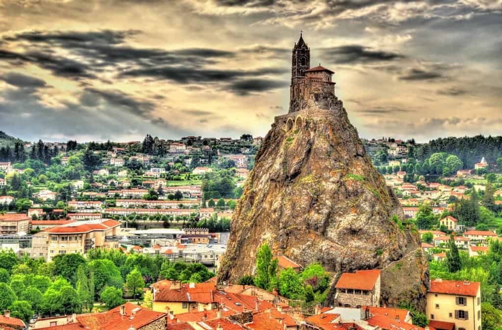 Reise in die Auvergne: Panorama von Le Puy-en-Velay