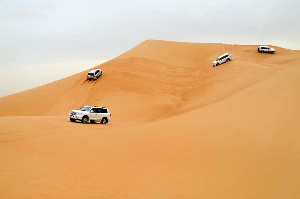 Incentive trip to Dubai for companies - desert safari with jeeps and Bedouin tents