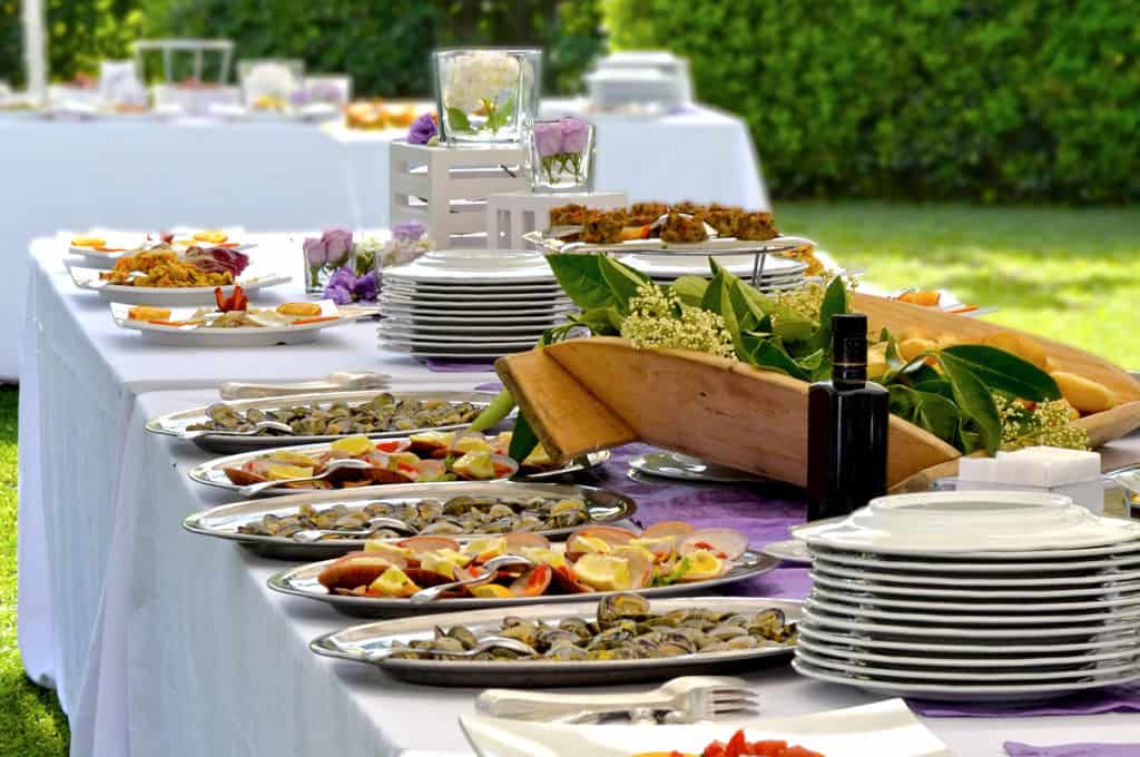 Your outdoor summer party with excellent catering