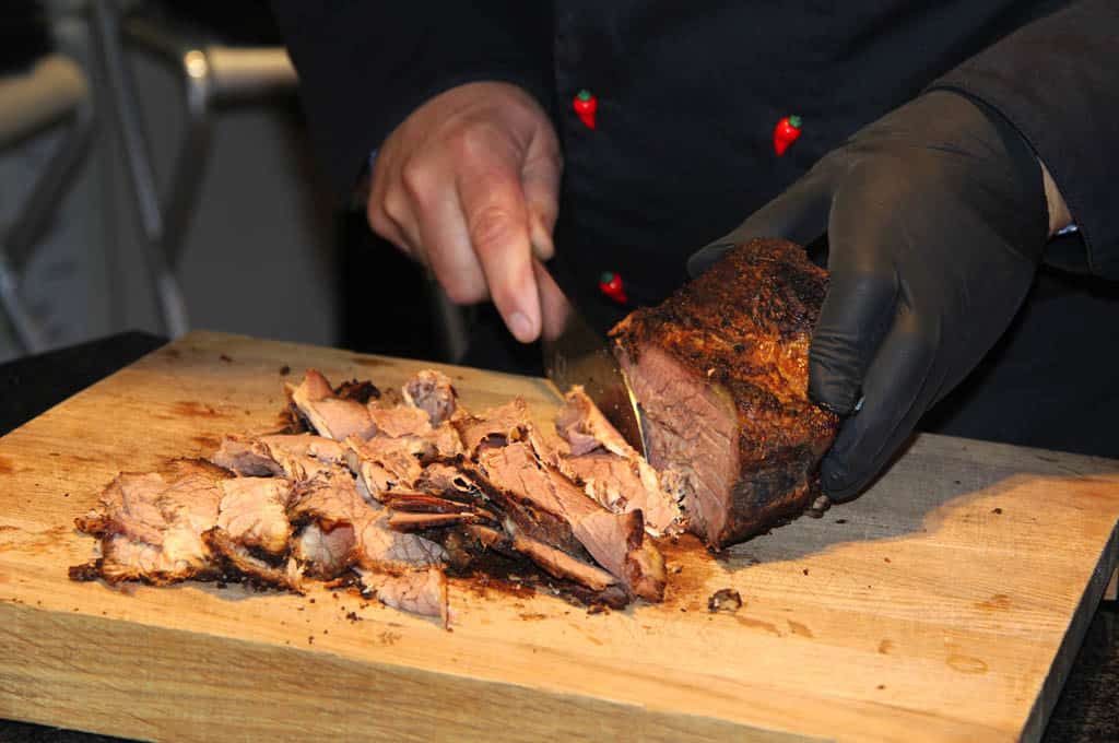 Finest ingredients at the barbecue course with 400 degrees heat, Weber and b-ceed