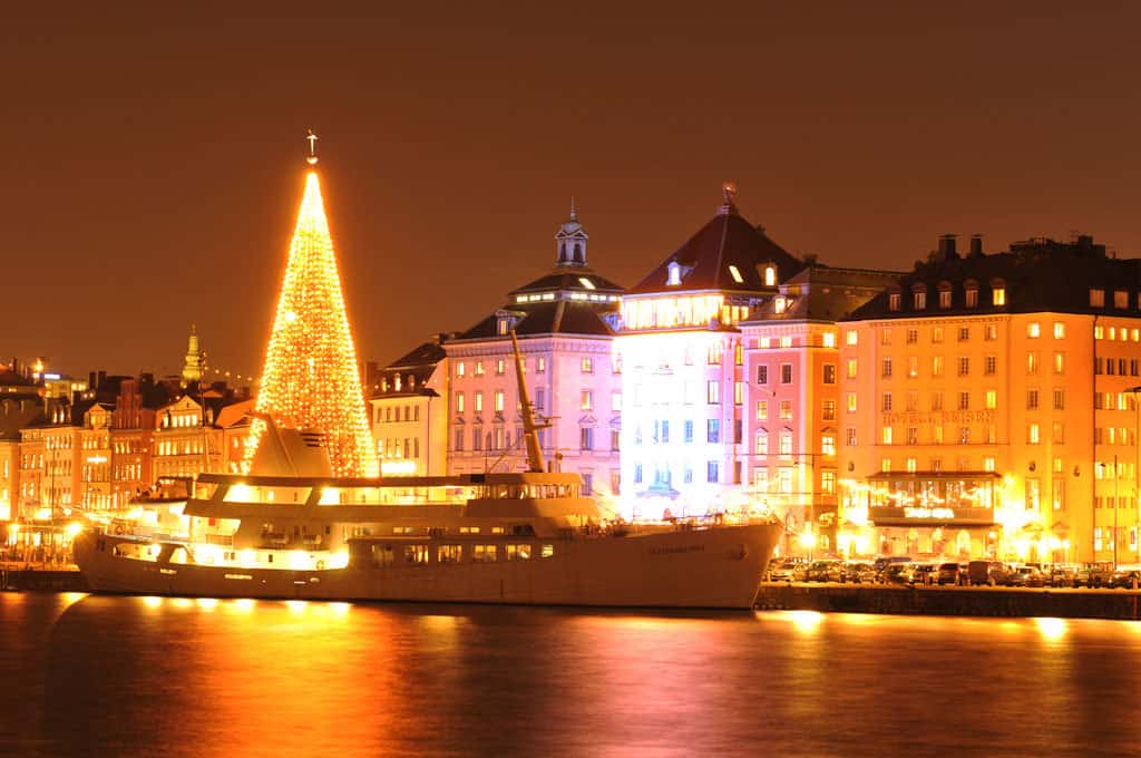 firmen-weihnachtsfeier auf dem schiff auf dem rhein, main in frankfurt, köln, koblenz, bonn oder düsseldorf.