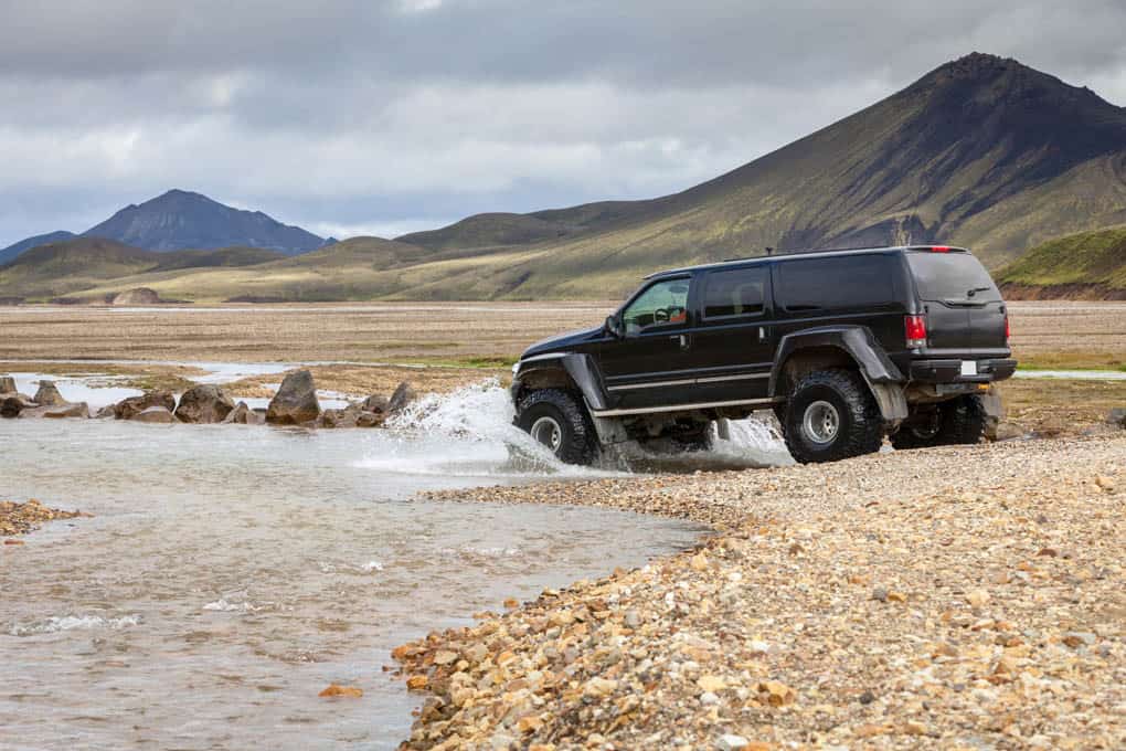 Jeep Safari durch Island (Iceland) über Vulkane, Gletscher und Geysire - Firmen Reise nach Island
