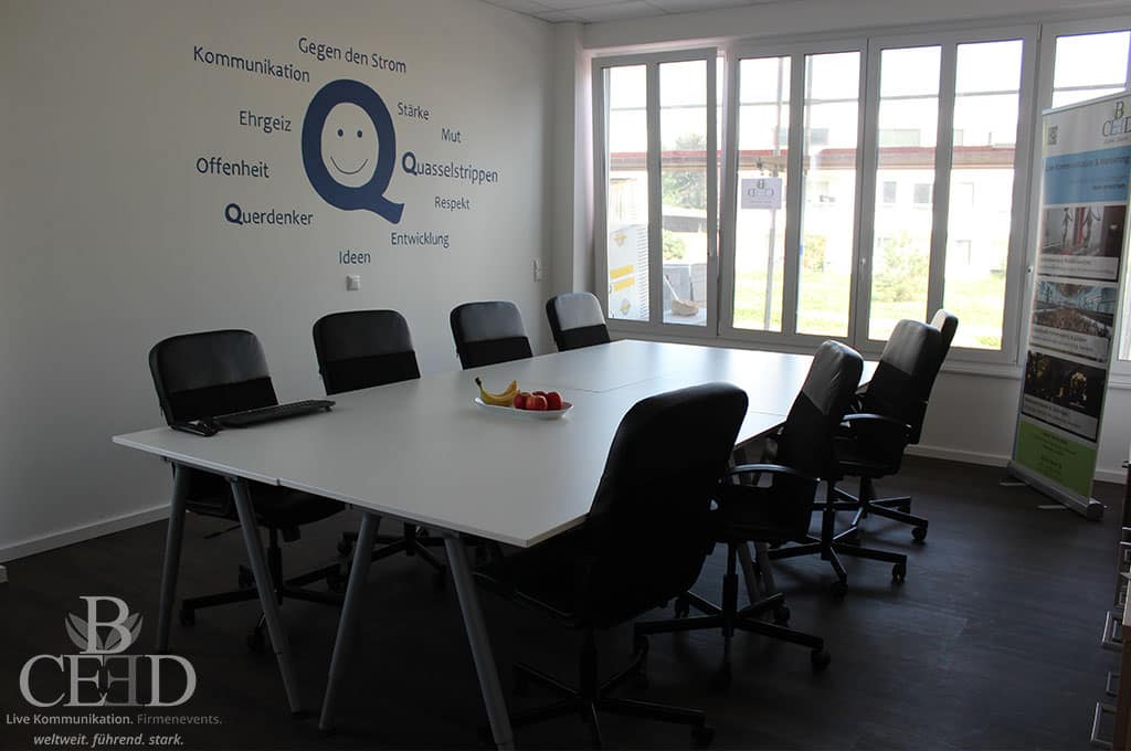 seminars and trainings in the new room q in euskirchen flamersheim - rent your seminar room at b-ceed events