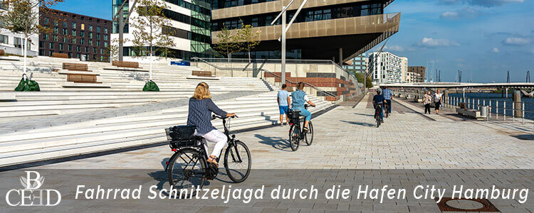 Fahrrad Schnitzeljagd durch die Hafen City. Aktives Teamevent in Hamburg mit b-ceed