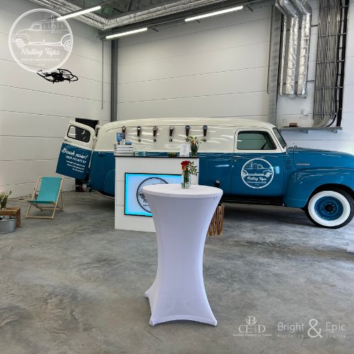 Rolling Taps - Book mobile bar and vintage car catering in Cologne, Duesseldorf, Aachen, Bonn and Essen