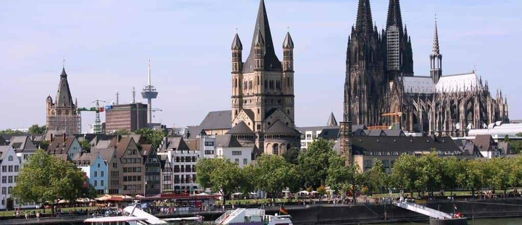 Get to know Cologne on a boat tour